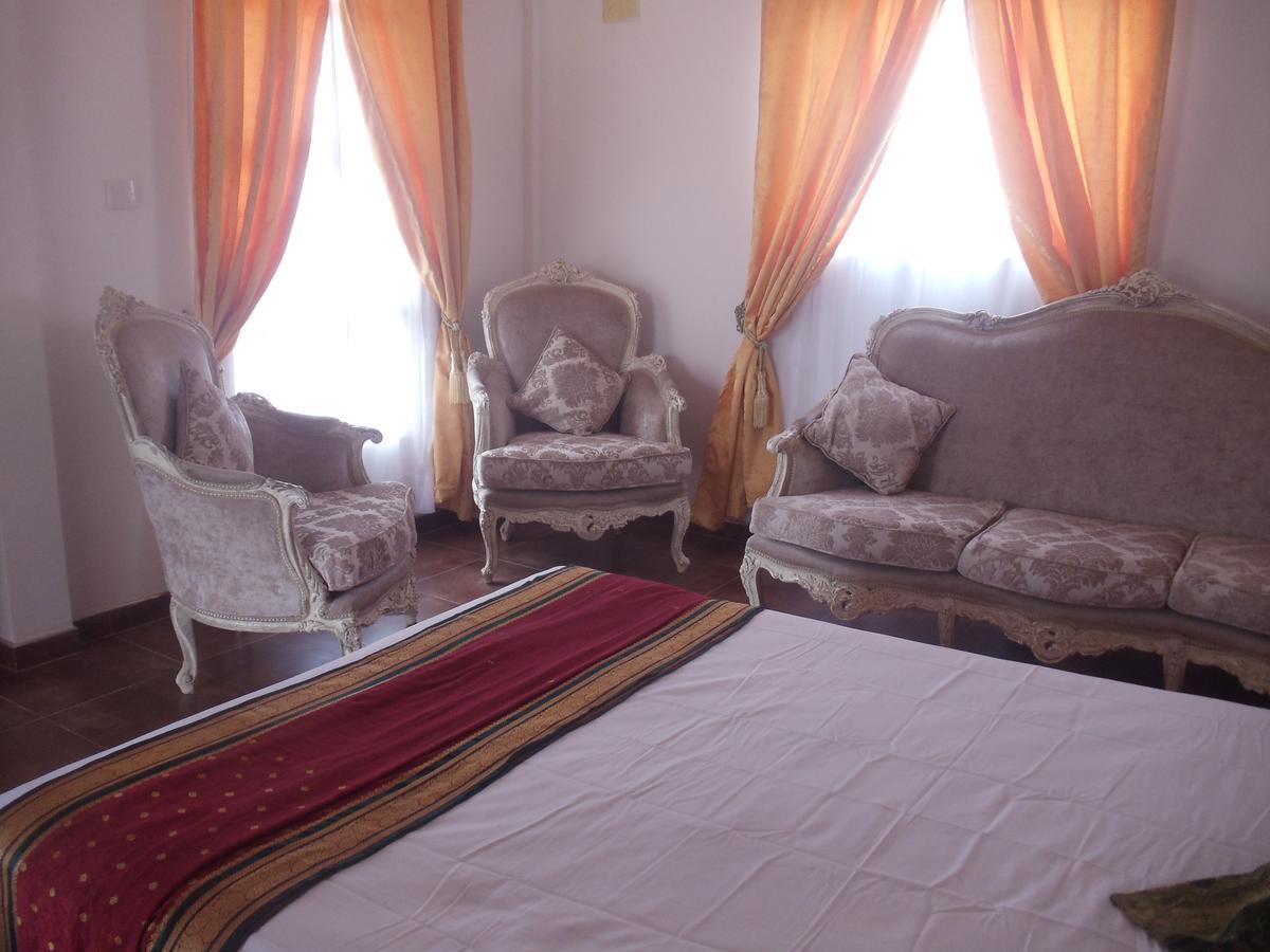 Sea Bay Resort Wennappuwa ภายนอก รูปภาพ